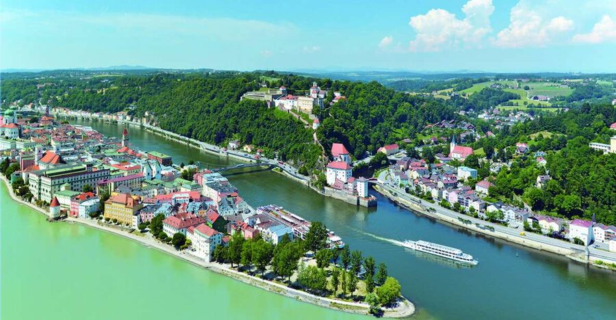 Passau: Floating City Highlights Tour on the Danube and Inn - The three-river confluence: the main event