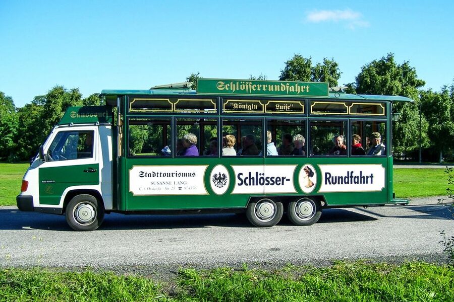 Potsdam: City and Castles Tour - The Baroque center and Dutch Quarter