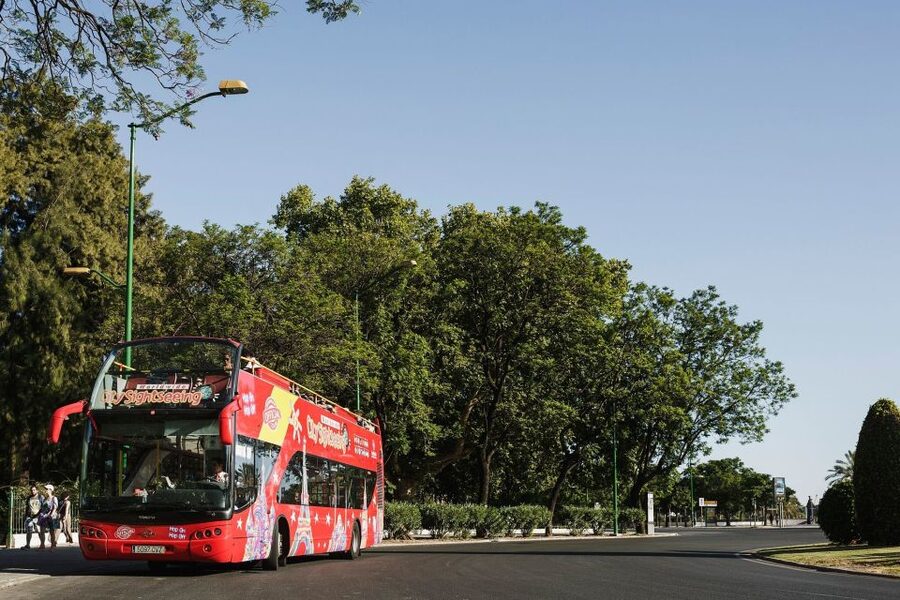 Potsdam: City Sightseeing Hop-On Hop-Off Bus Tour - Stop 1: Luisenplatz and the central streets