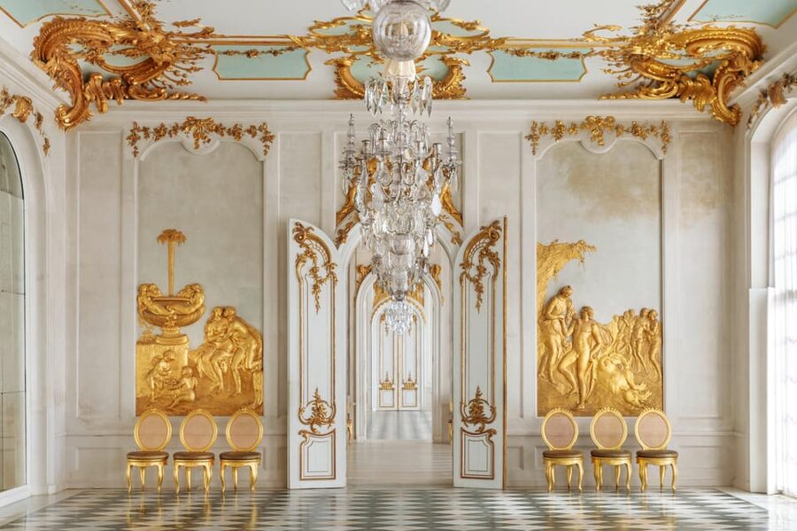 Potsdam: Sanssouci Palace and Prussian Palaces Entry Ticket - Seasonal buildings add real value