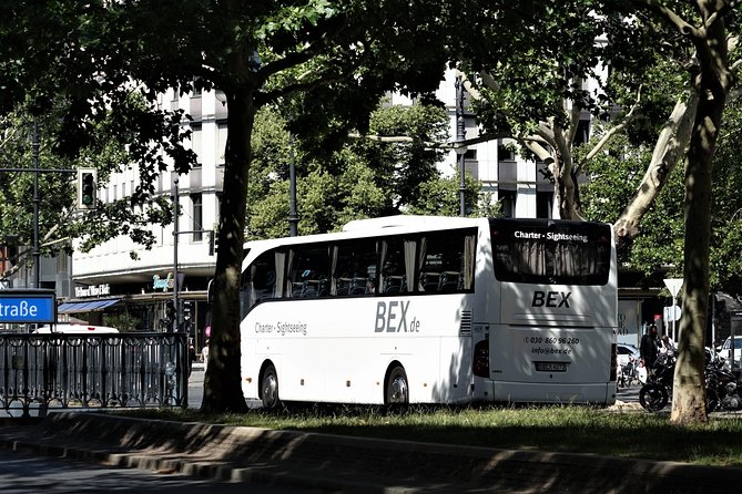 Potsdam Tour from Berlin With Guided Sanssouci Palace Visit - What the coach adds to the experience