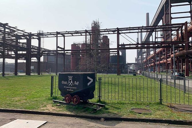 Private city rally around the Zollverein Coal Mine Industrial Complex in Essen - A closer look at the value at $46.23 per group