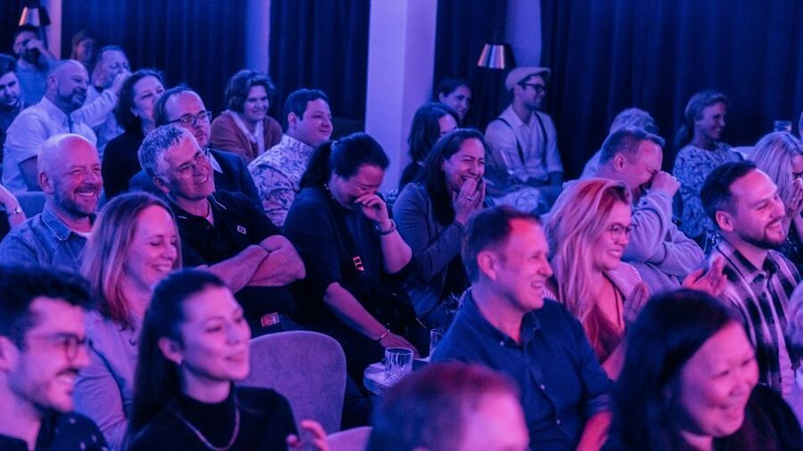 Quatsch Comedy Club Hamburg: Die Live Show - Getting to the Queen boat