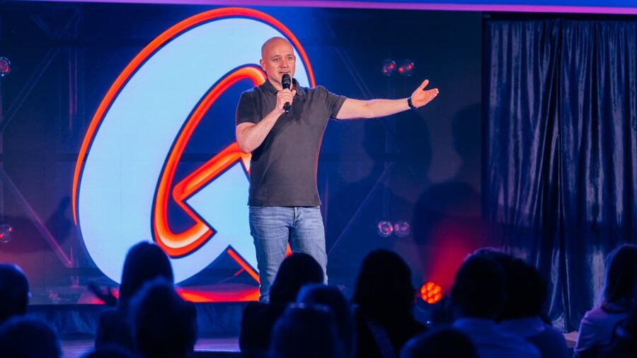 Quatsch Comedy Club Hamburg: Die Live Show - What the two-hour evening looks like