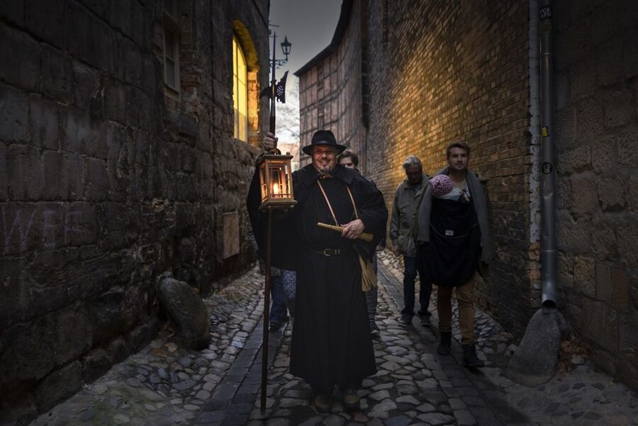 Quedlinburg: Historical Old Town Evening Walking Tour - The night watchmen and the work of keeping order