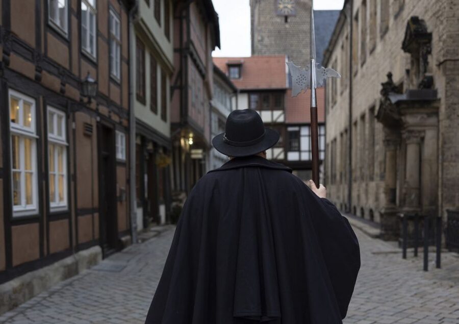 Quedlinburg: Historical Old Town Evening Walking Tour - Starting at the market square