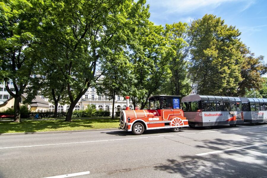Regensburg: City Tour with the Bimmelbahn Train - What the 45-minute Bimmelbahn ride really gives you