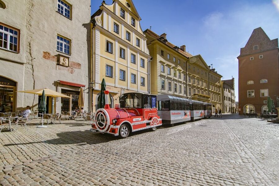 Regensburg: City Tour with the Bimmelbahn Train - Along the Danube for a change of view