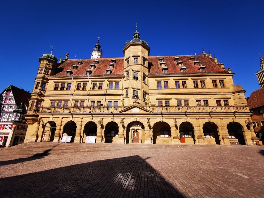 Rothenburg ob der Tauber: Private Old Town Walking Tour - Walking the medieval walls and historic gateways