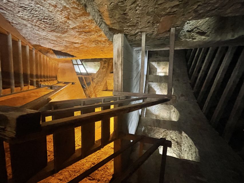 Rothenburg: Private Night Watchman Tour - Squares, lanes, and the town hall