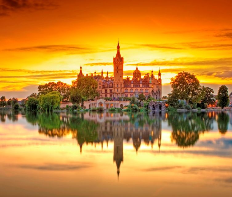 Schwerin: City Highlights Guided Tour - Why this short Schwerin walk works