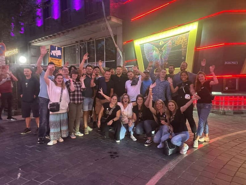 St Pauli - Reeperbahn PubCrawl – The Original Since 2008 - Who should book this Reeperbahn night