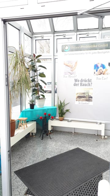 Stralsund: Factory Tour with Fermented and Organic Tastings - What happens during the one-hour visit