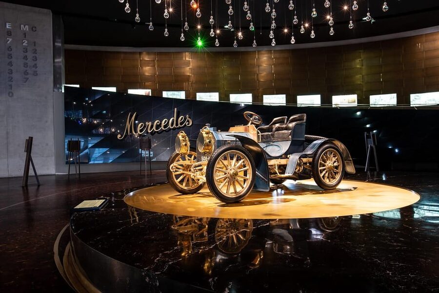 Stuttgart: Mercedes-Benz Museum Entry Ticket - The museum begins with the birth of the automobile