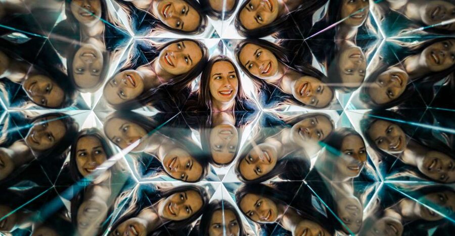 Stuttgart: Museum of Illusions Entry Ticket - The Vortex Tunnel tests balance without moving the floor