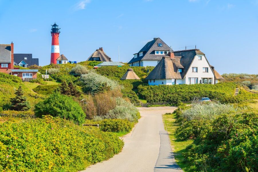 Sylt: Guided Island Tour by Bus with Sylt Highlights - Who will get the most from this tour