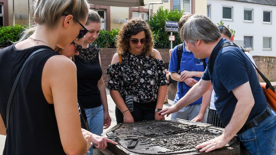 Trier: Guided Old Town Highlights and History Walking Tour - Reading the cathedral and Main Market