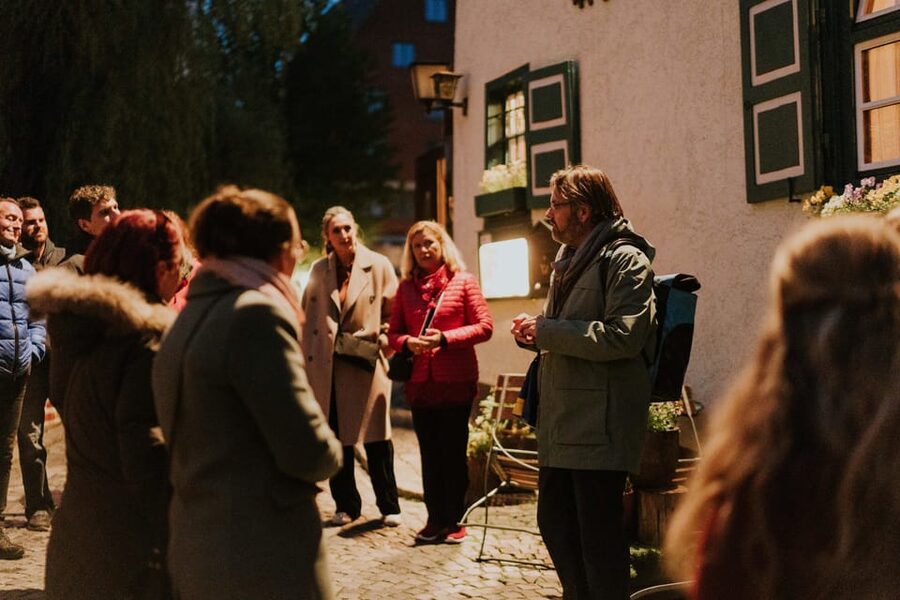 Ulm: Evening stroll through the old town - The Crooked House and the tour’s memorable finish