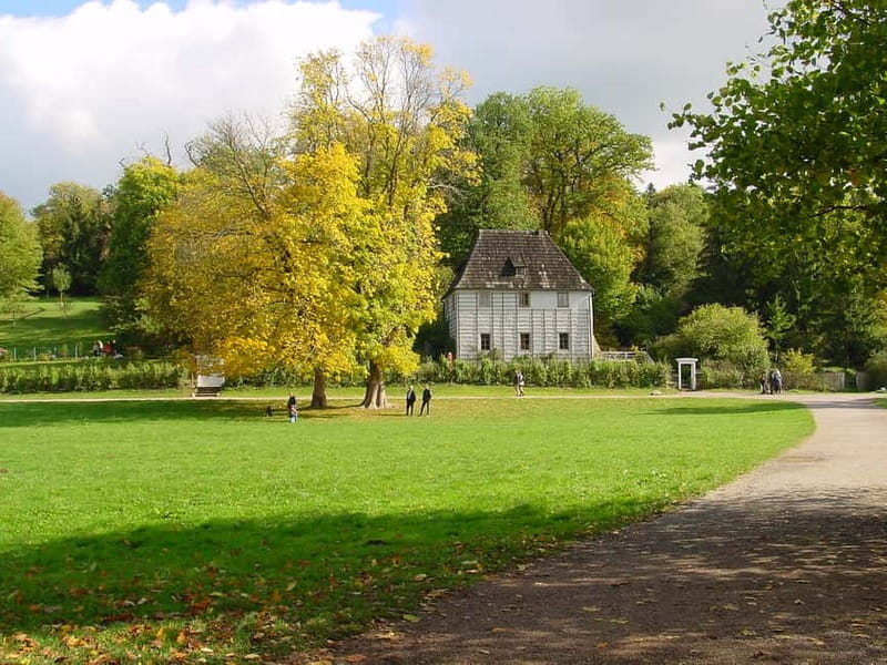 Weimar: Scavenger Hunt Self-Guided Walking Tour - Why this Weimar game works